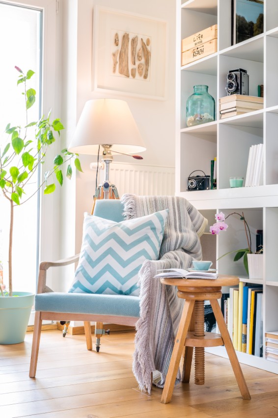 library nook white shelves